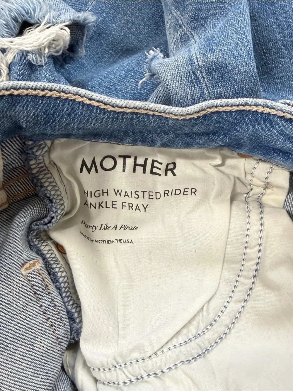 MOTHER Women’s High Waisted Raider Ankle Fray Jeans in Party Like A Pirate 26 - Picture 11 of 15